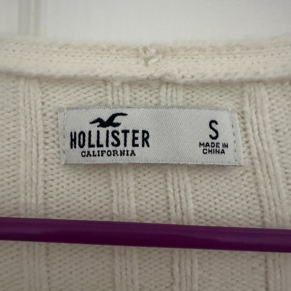 Hollister Cream Cable Knit Cropped Cardigan - Picture 3 of 4